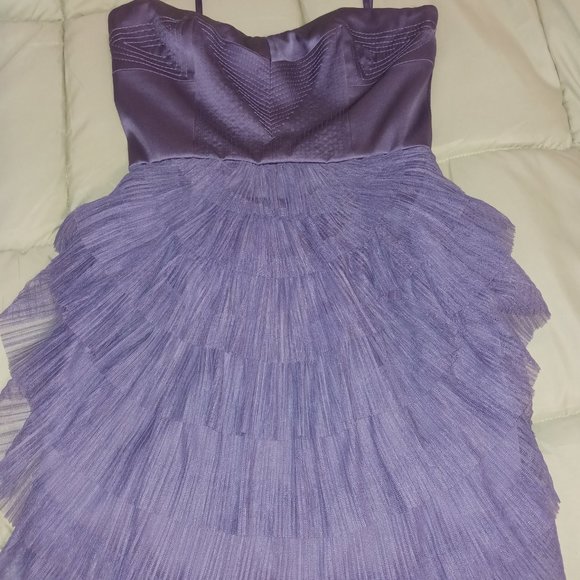 BCBG MAXAZRIA size 0 - Picture 2 of 2